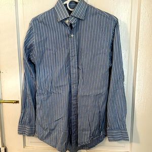 Men’s button up made by Ralph Lauren